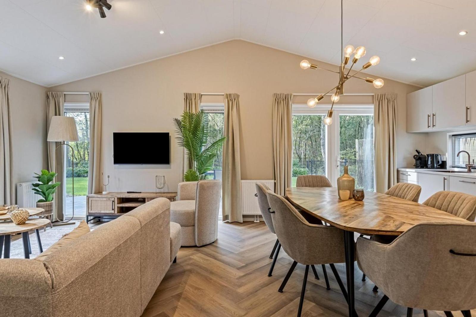 Topparken - Resort De Brabantse Kempen Lage Mierde Room photo